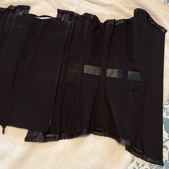 28” Royal purple damask steel boned over bust corset goth Victorian - Picture 7 of 8